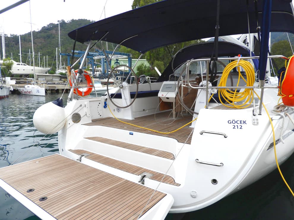 Bavaria Cruiser 51 - photo