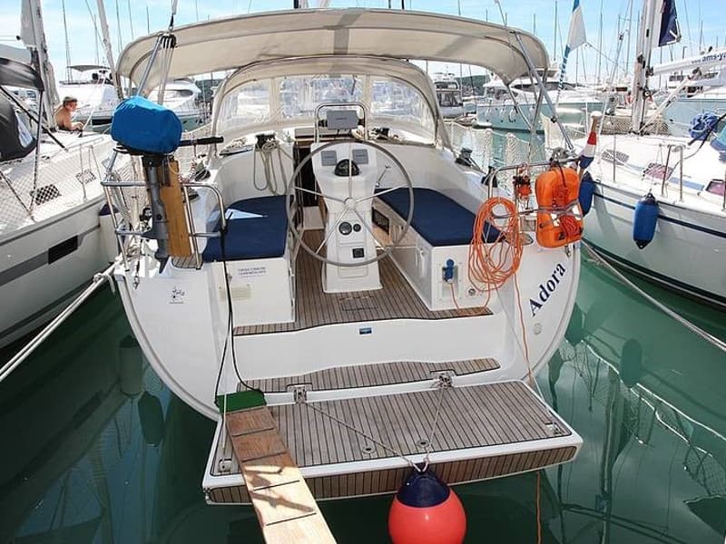 Bavaria 36 Cruiser - photo 14