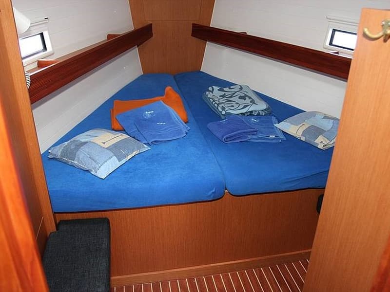 Bavaria 36 Cruiser - photo 5