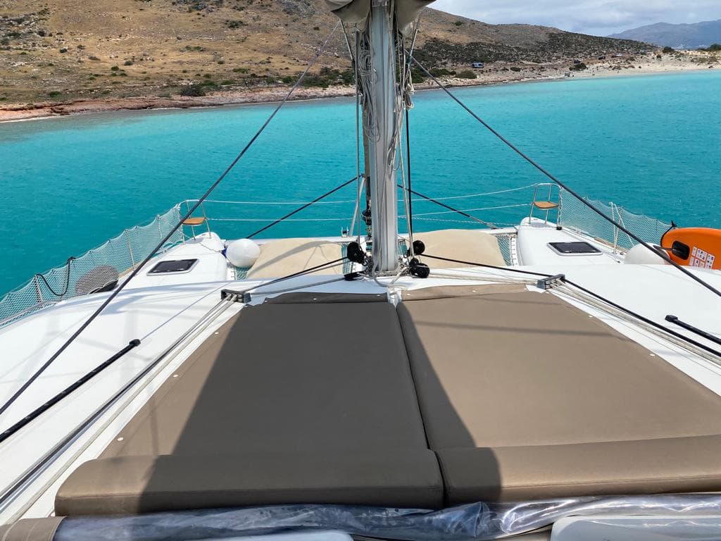 Lagoon 450 Fly - photo 11