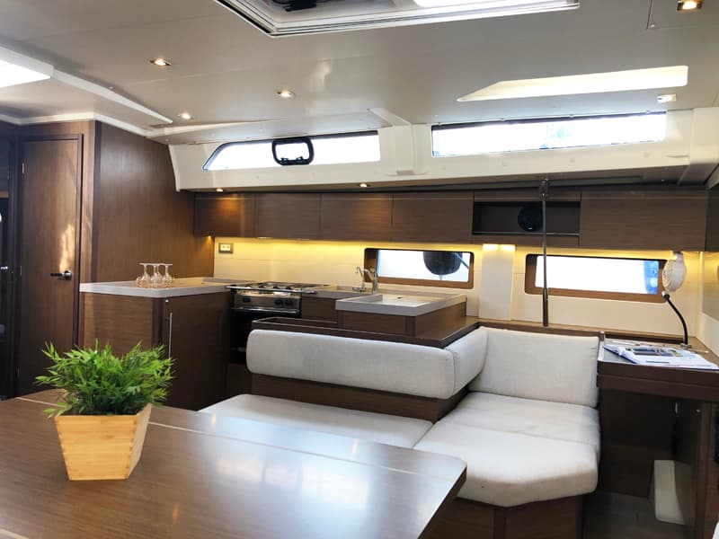 Oceanis 51.1 - photo 13