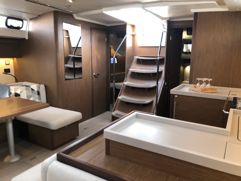 Oceanis 51.1 - photo 14