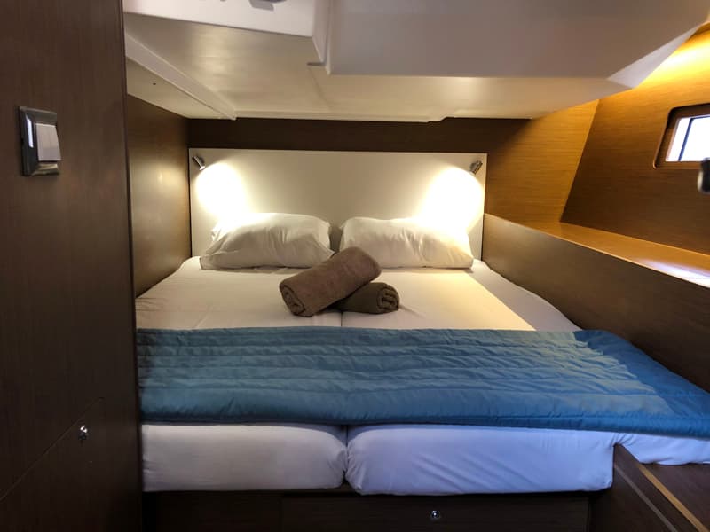 Oceanis 51.1 - photo 17