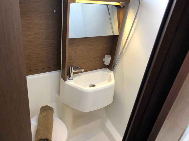 Oceanis 51.1 - photo 21