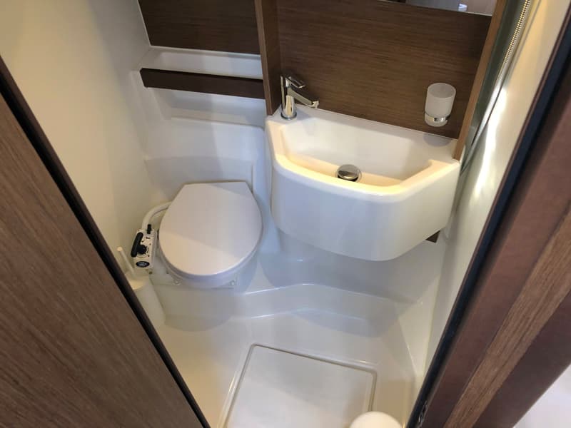 Oceanis 51.1 - photo 23