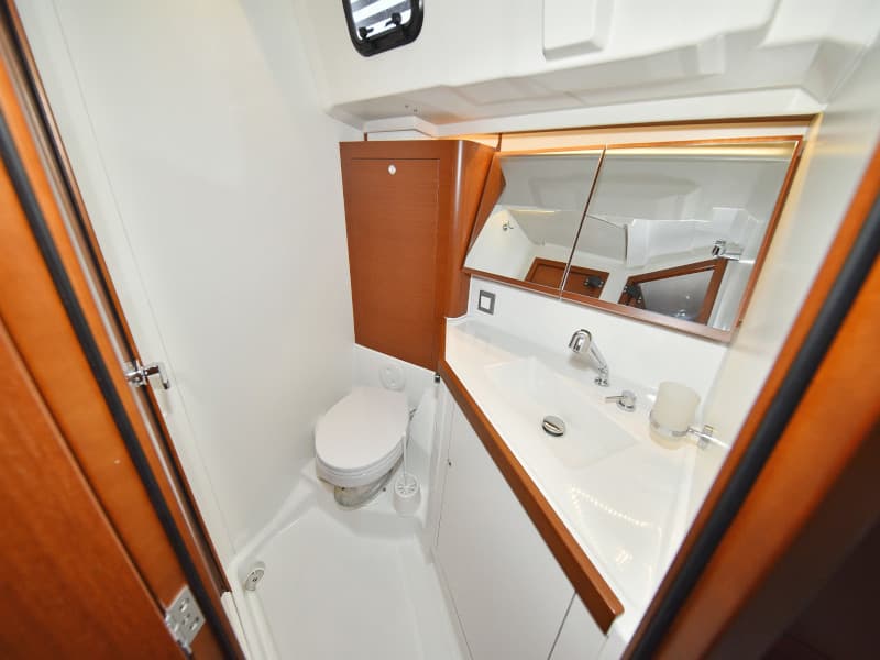 Oceanis 46.1 - photo 13