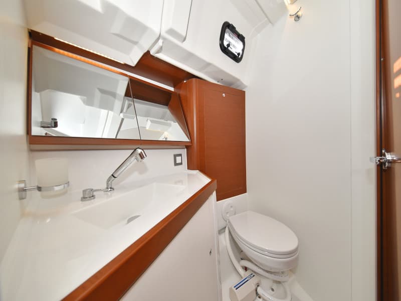 Oceanis 46.1 - photo 18