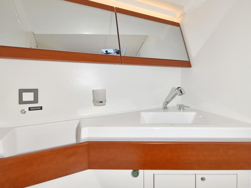 Oceanis 46.1 - photo 21