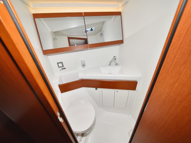 Oceanis 46.1 - photo 22