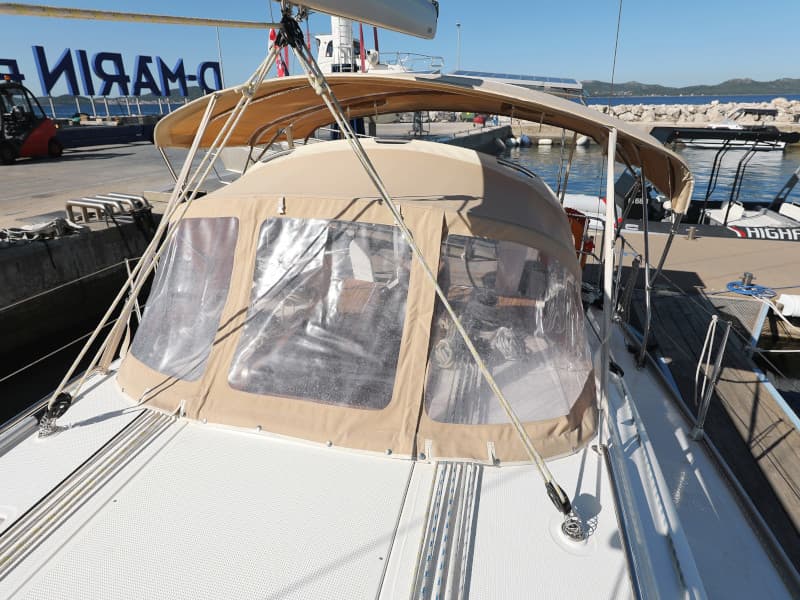 Bavaria Cruiser 37 - photo 26