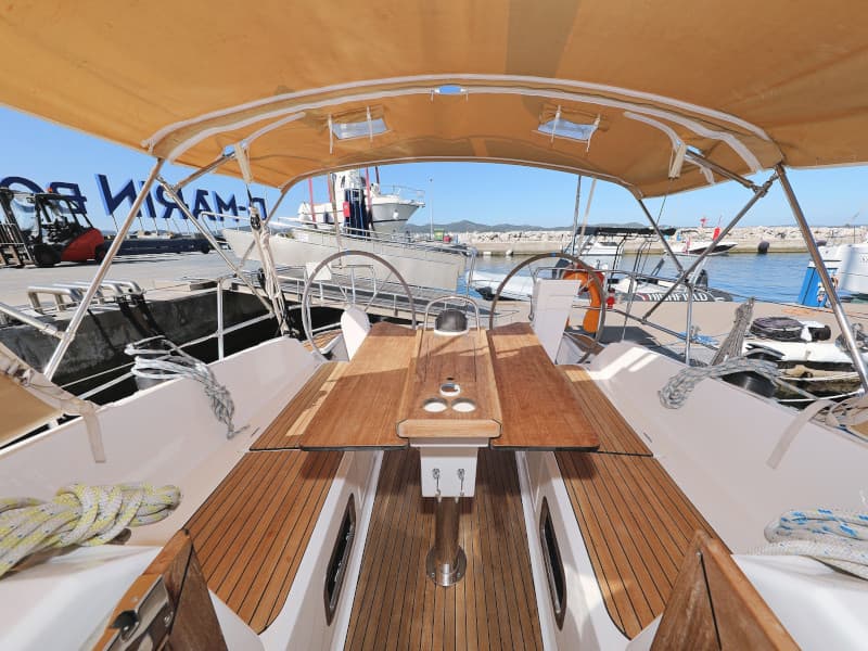 Bavaria Cruiser 37 - photo 65