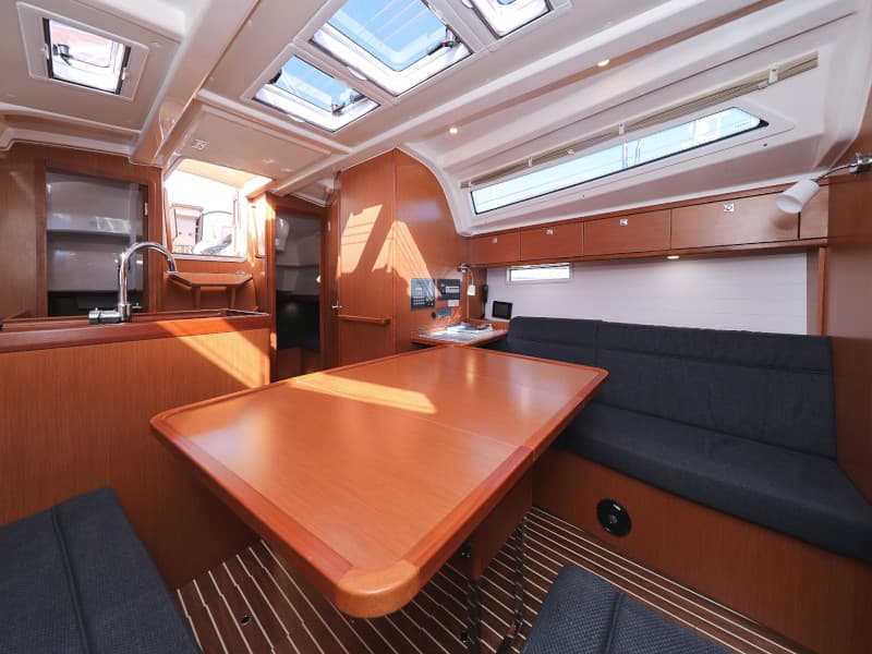 Bavaria Cruiser 37 - photo 45
