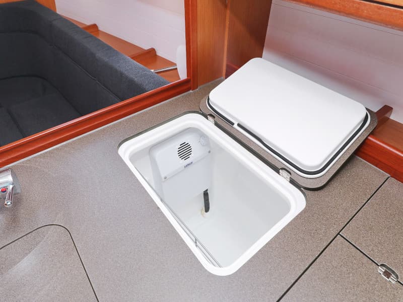 Bavaria Cruiser 37 - photo 82