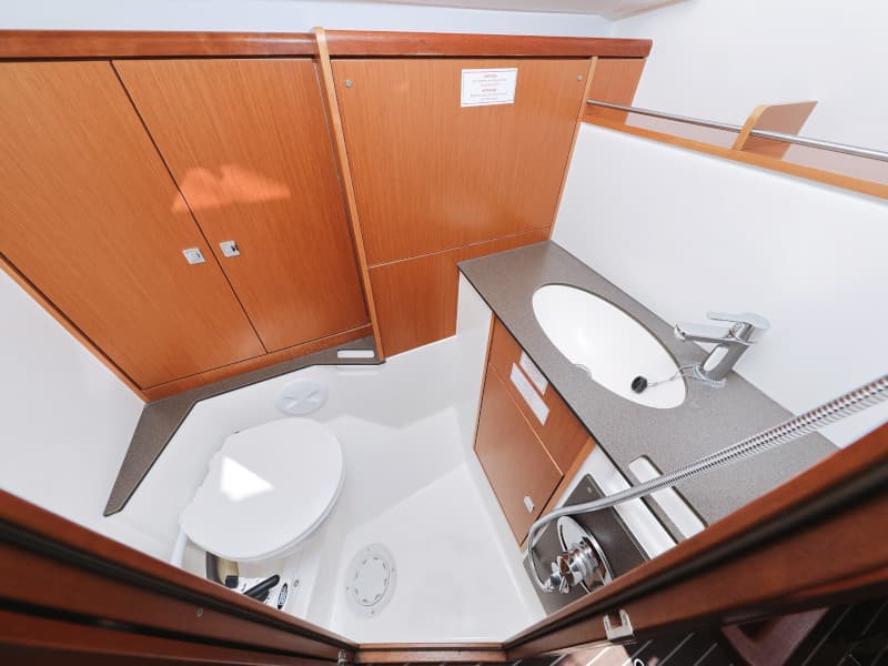 Bavaria Cruiser 37 - photo 72