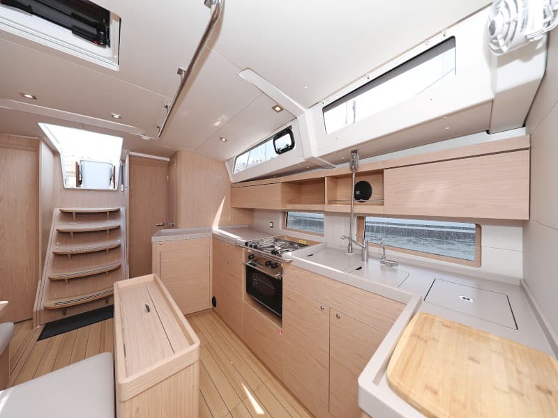 Oceanis 46.1 - photo 10