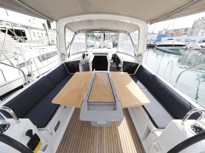 Oceanis 41.1 - photo 68