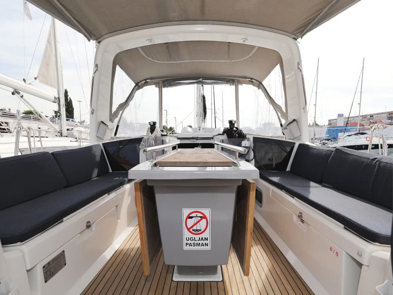 Oceanis 41.1 - photo 64