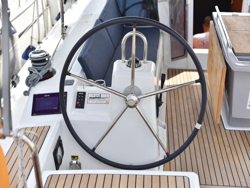 Oceanis 41.1 - photo 34