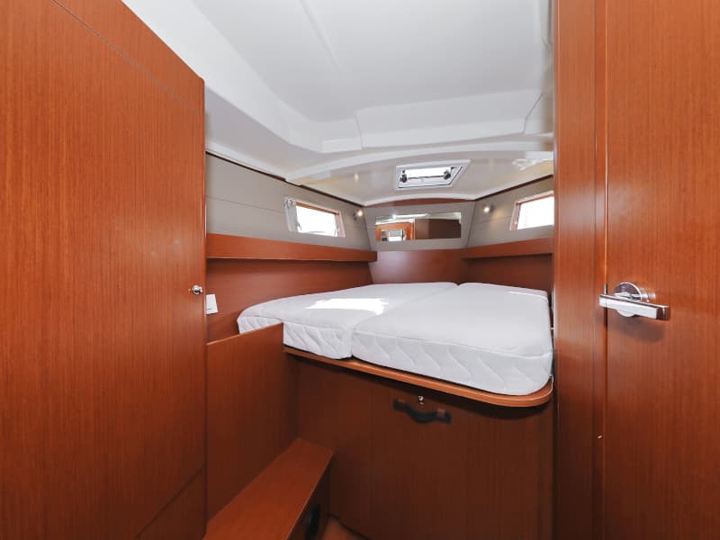 Oceanis 41.1 - photo 107