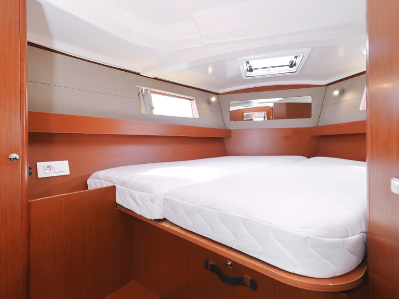 Oceanis 41.1 - photo 74