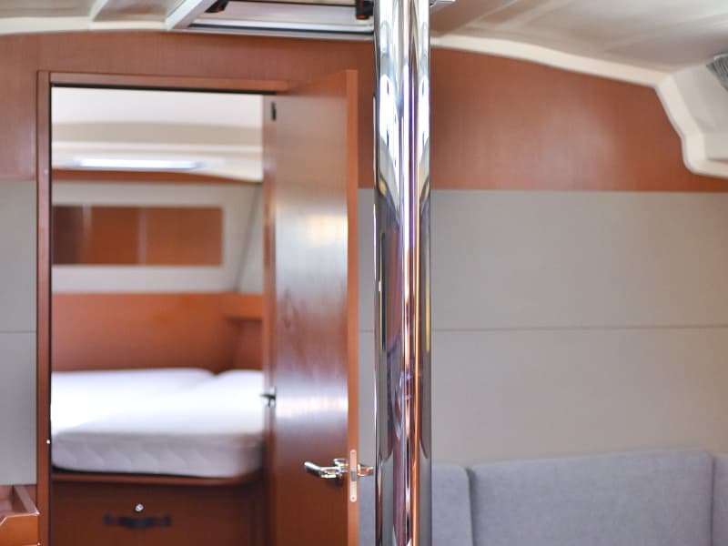 Oceanis 41.1 - photo 47