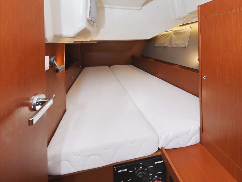 Oceanis 41.1 - photo 87