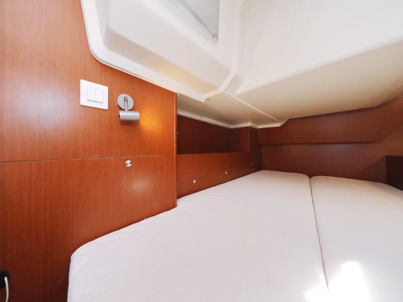 Oceanis 41.1 - photo 79