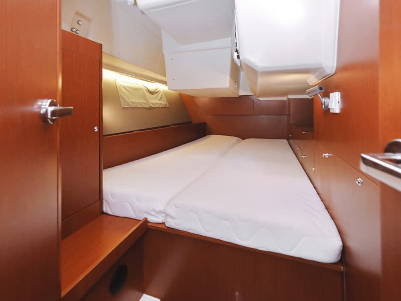 Oceanis 41.1 - photo 78