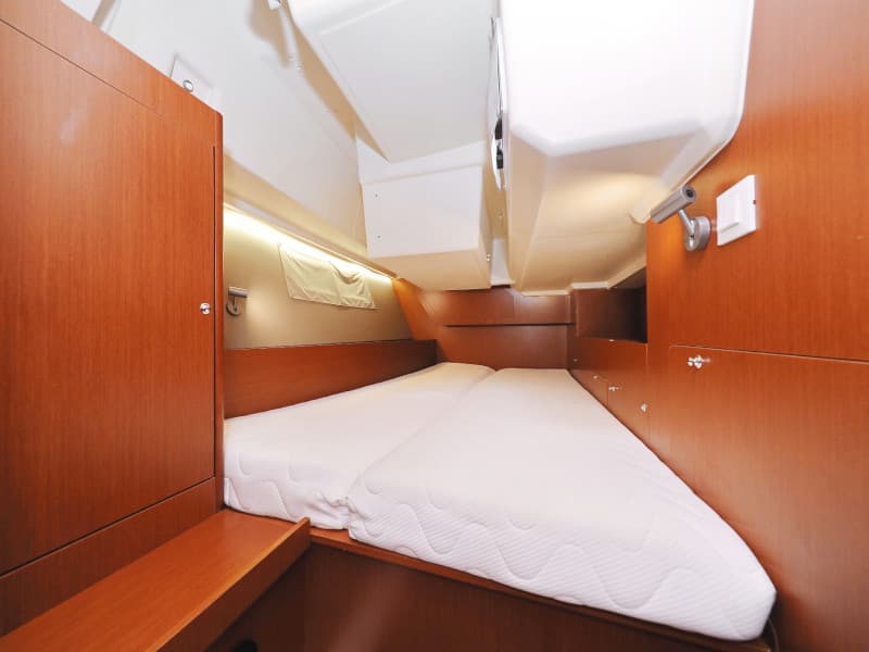 Oceanis 41.1 - photo 12