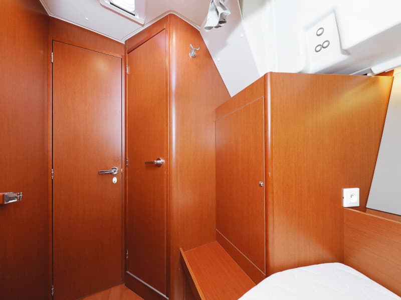 Oceanis 41.1 - photo 100