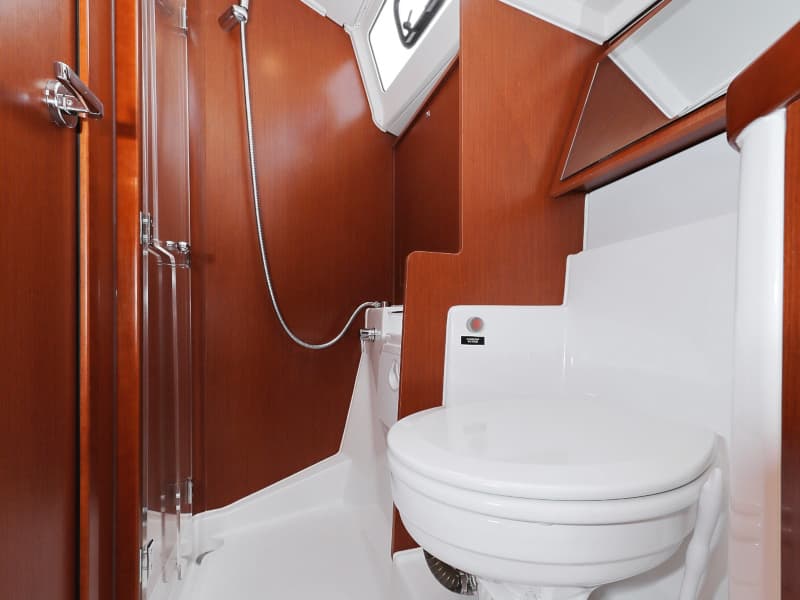 Oceanis 41.1 - photo 48