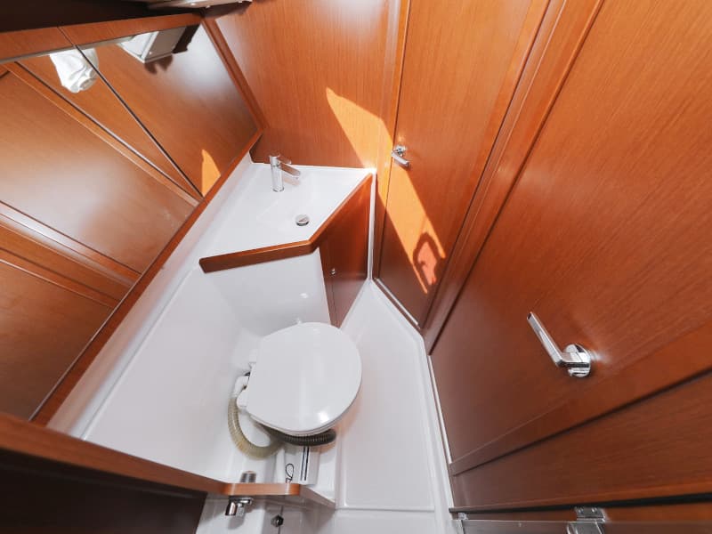 Oceanis 41.1 - photo 82