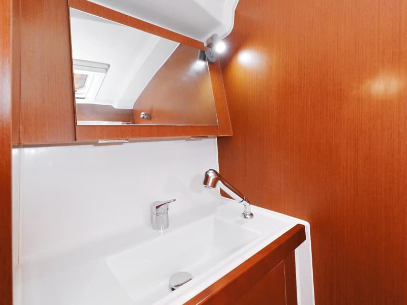 Oceanis 41.1 - photo 53