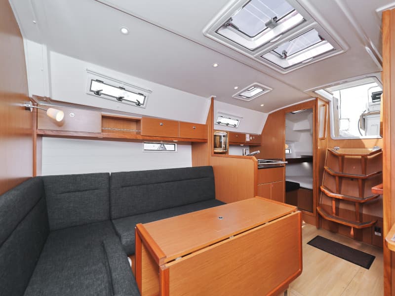 Bavaria 36 Cruiser - photo 33