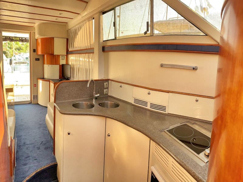 Fairlane Phantom 40 - photo 21