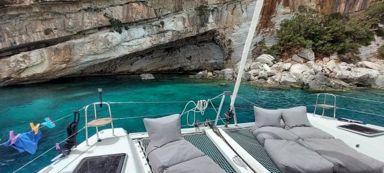 Lagoon 42 - photo 16