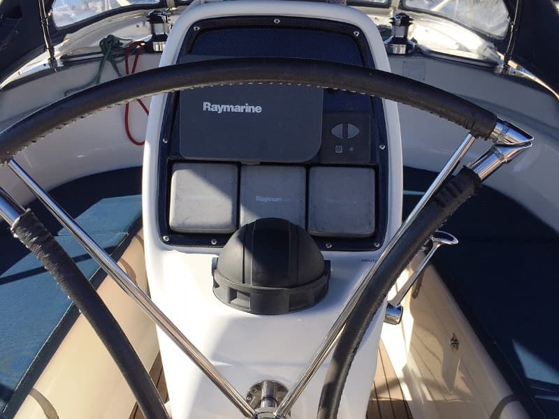 Bavaria 34 Cruiser - photo 4