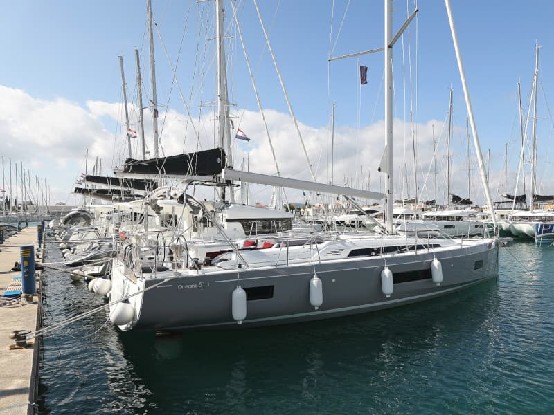 Oceanis 51.1 - photo 40
