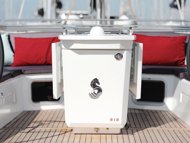 Oceanis 51.1 - photo 20