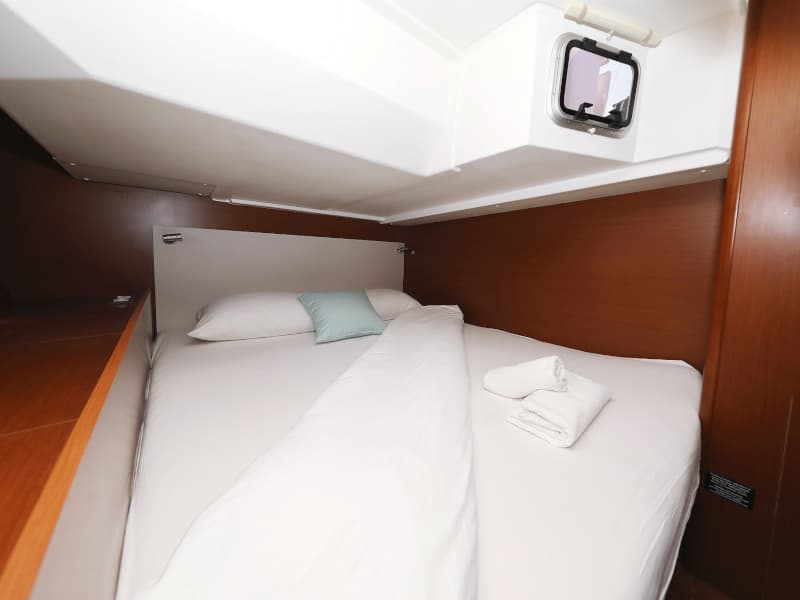 Oceanis 51.1 - photo 34