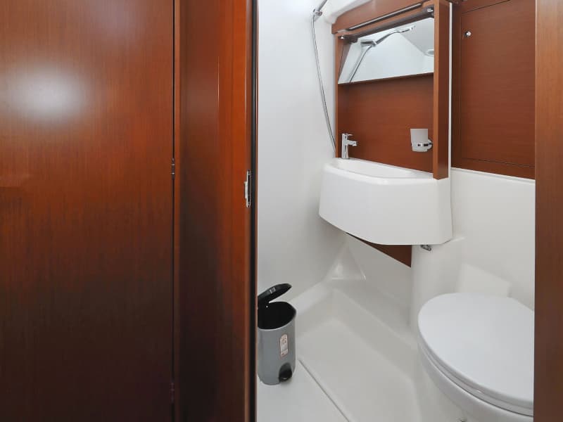 Oceanis 51.1 - photo 76