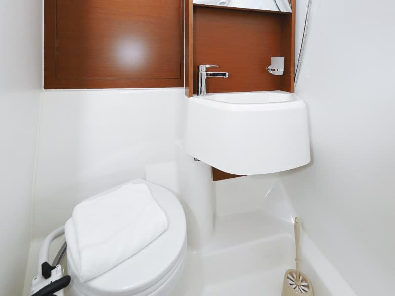 Oceanis 51.1 - photo 10