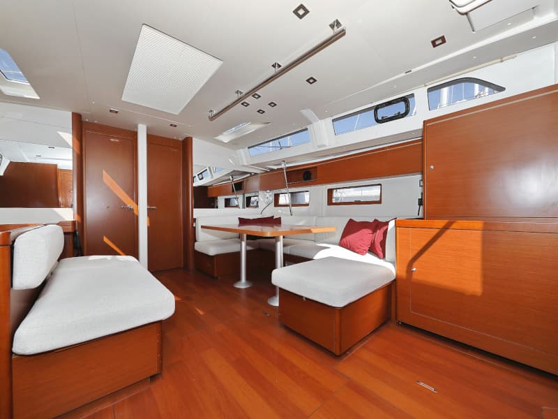 Oceanis 51.1 - photo 47