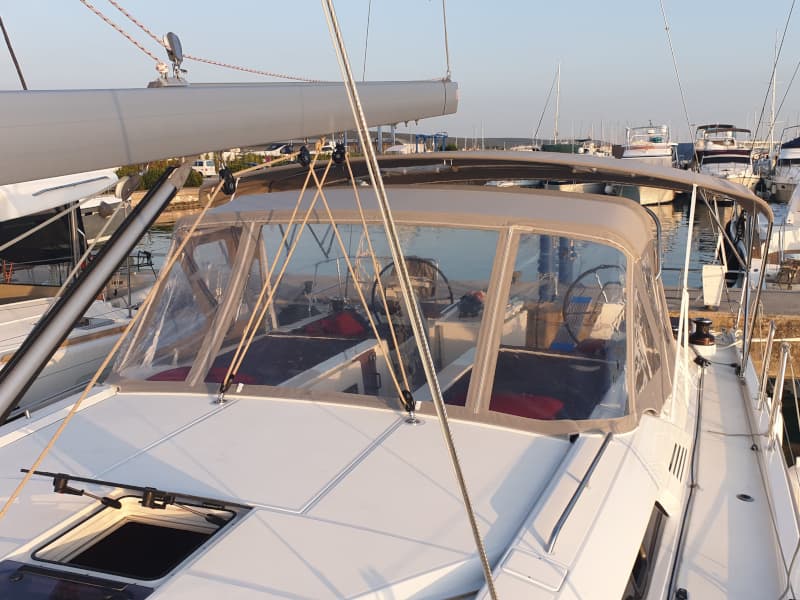 Oceanis 51.1 - photo 30