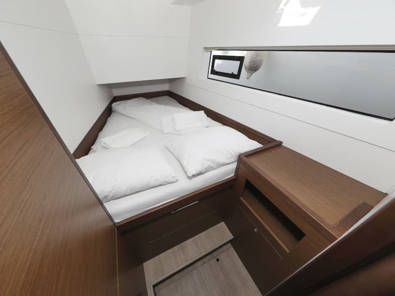 Lagoon 40 - photo 10