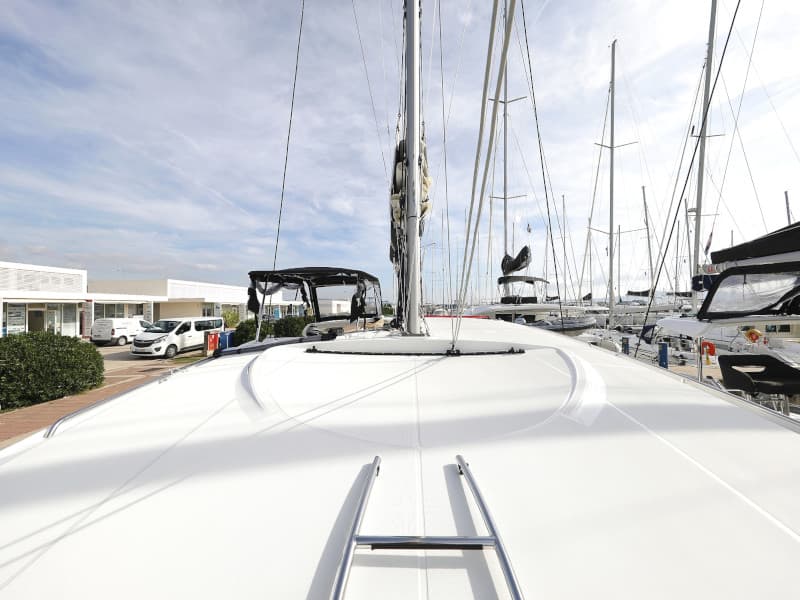 Lagoon 40 - photo 22