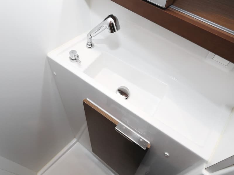 Lagoon 40 - photo 11