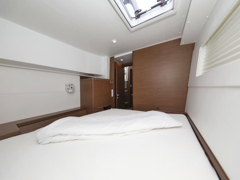 Lagoon 40 - photo 61