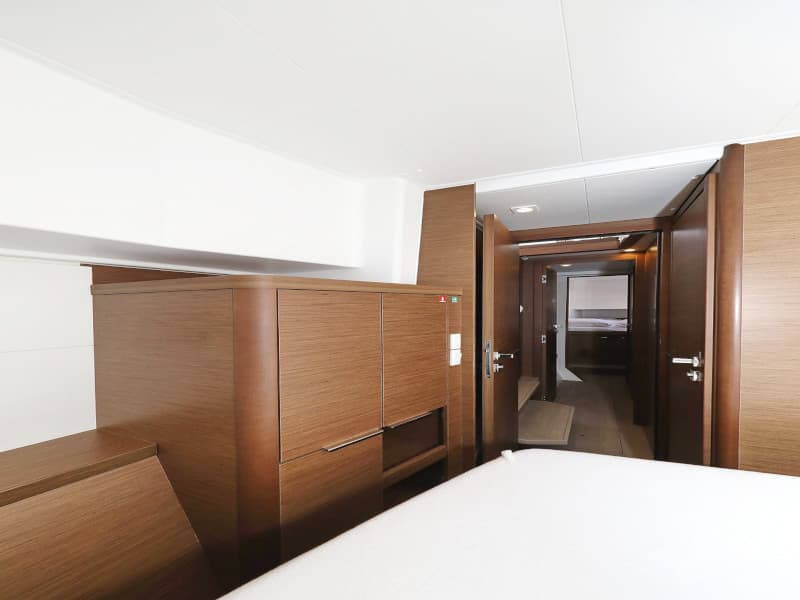 Lagoon 40 - photo 53