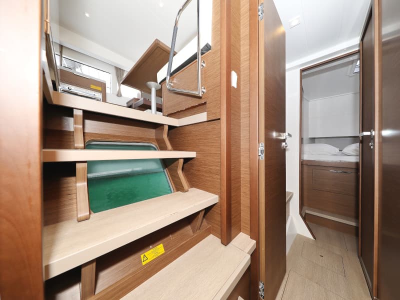 Lagoon 40 - photo 57